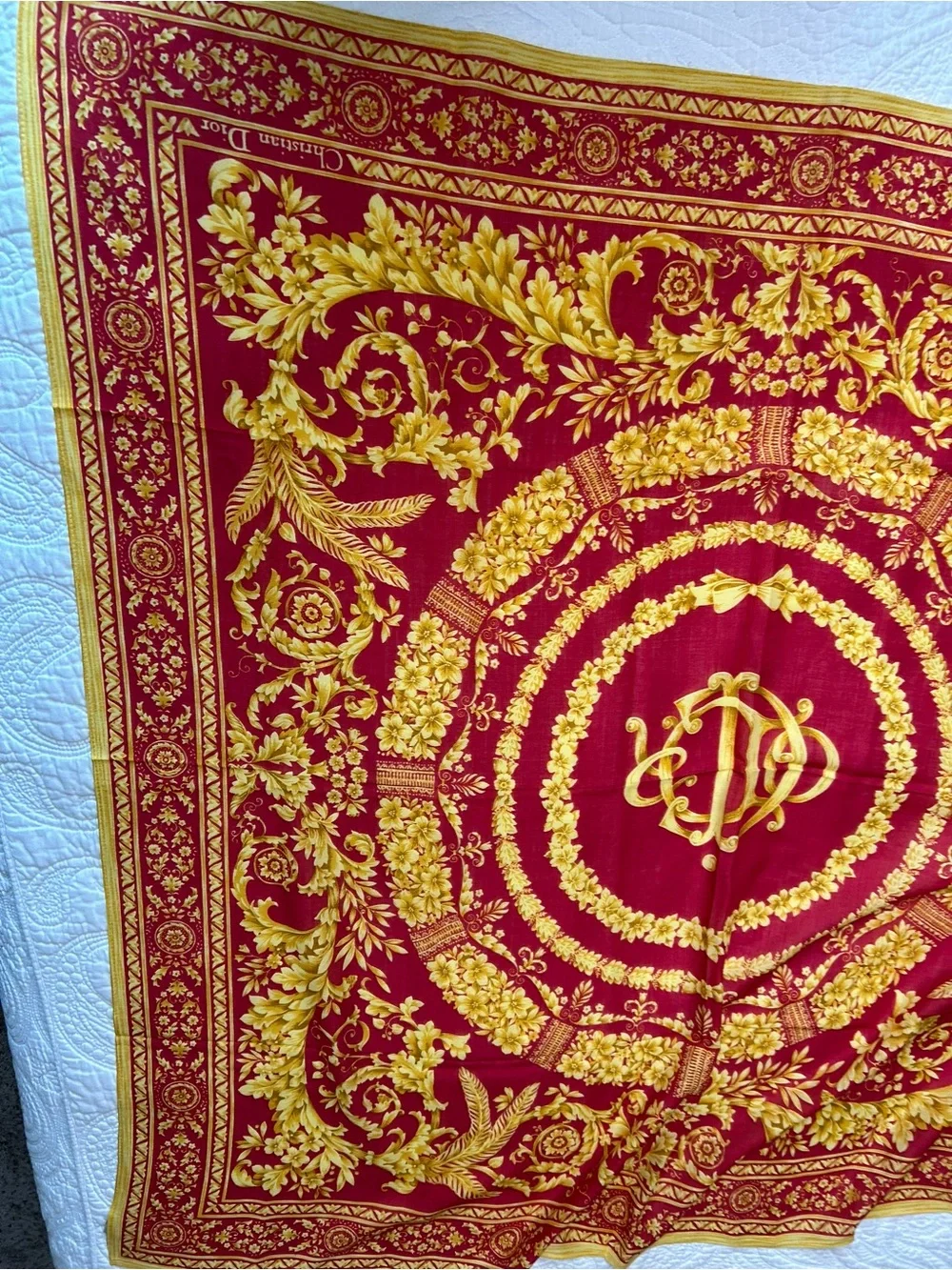 ♥️Vintage Christian Dior Red and Gold Baroque Scarf♥️